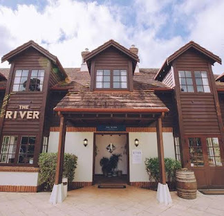 Margaret River Resort front entrance with wine barrels